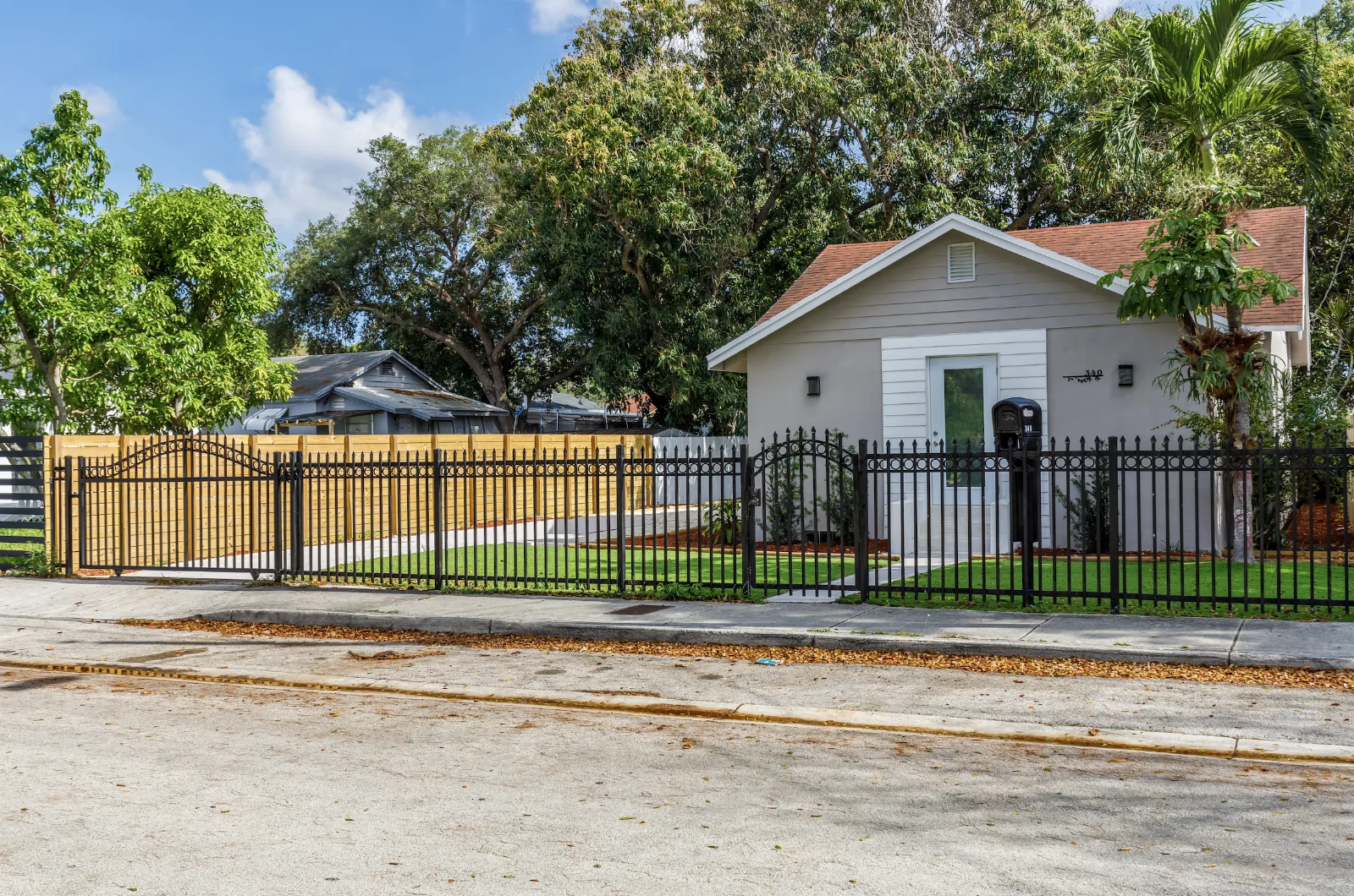 Step-by-Step Orlando Fence Installation Services